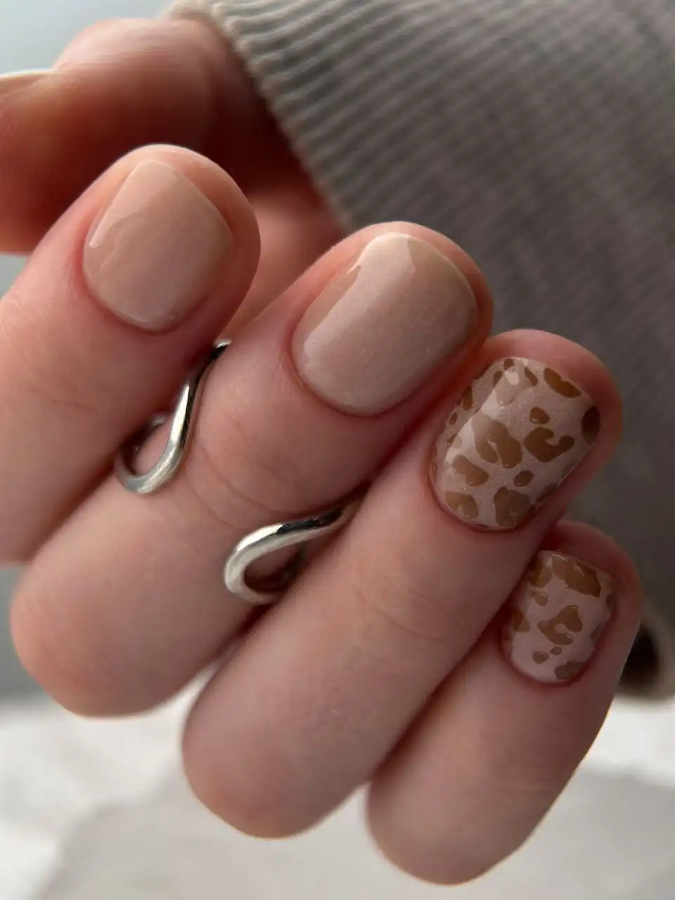 Модель на маникюр с покрытием от сертифицированного мастера - Красота и уход (Услуги) в Самара