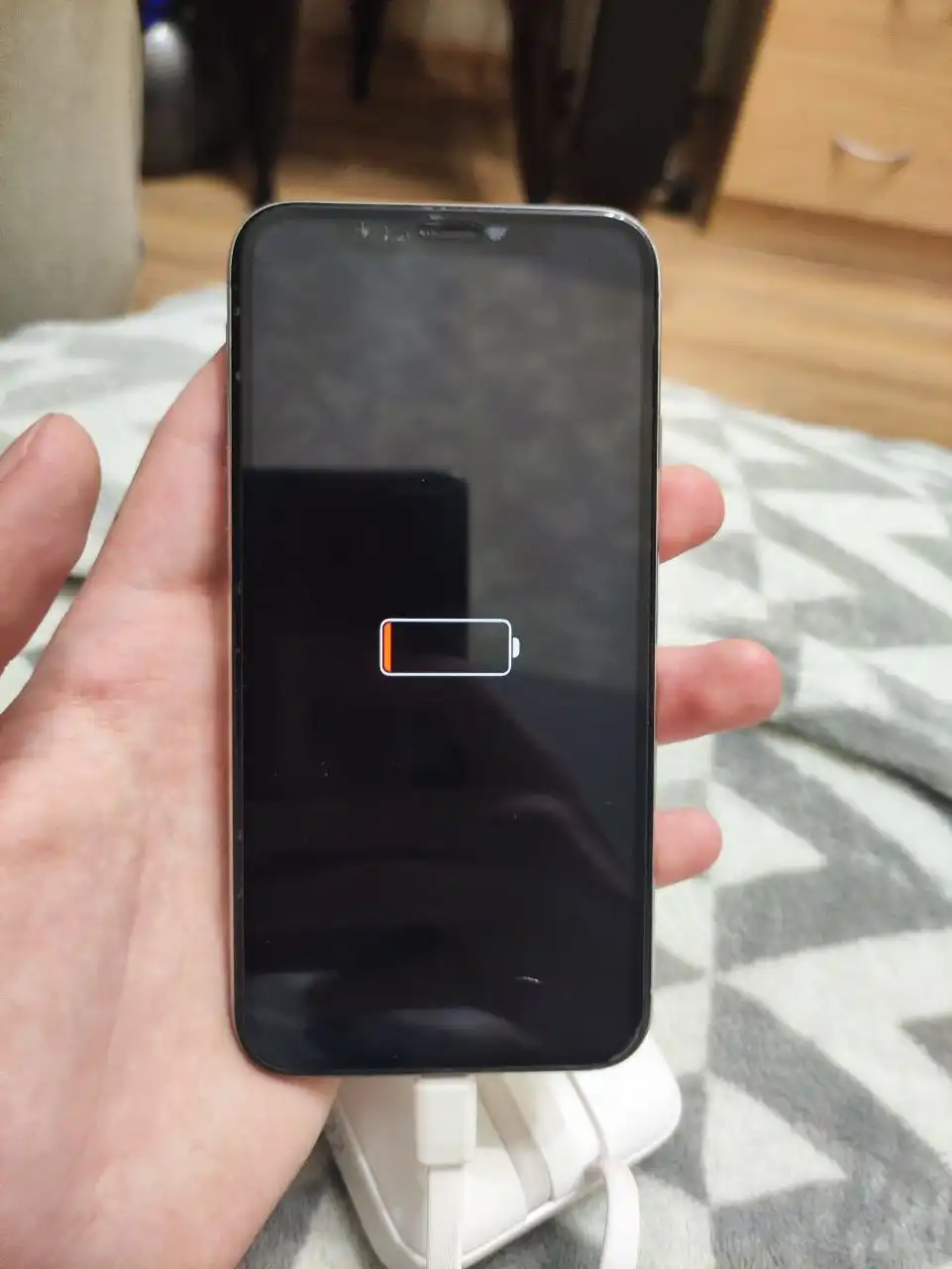 Обмен iPhone с оригинальным аккумулятором 256 ГБ - Смартфоны и телефоны (Электроника) в Самара