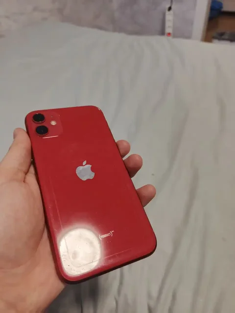 Айфон 11 64гб с трещинами - Автозвук в Самара