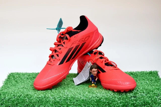 Оригинальные сороконожки популярных брендов - Кроссовки в Самара