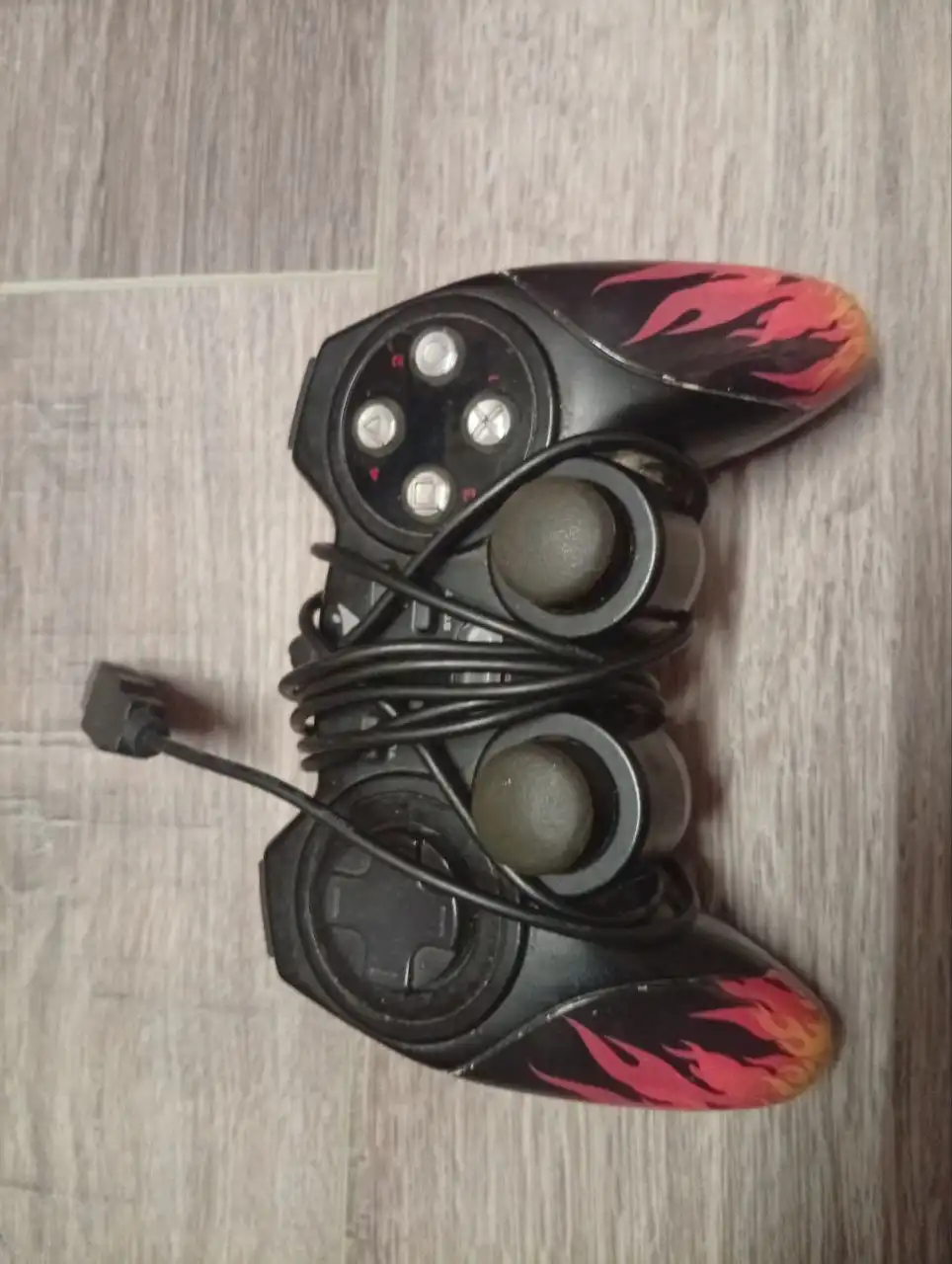 Продам телевизор и джойстик - Барахолка в Самара