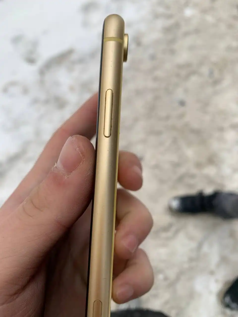 Продажа iPhone XR 64GB желтый с аксессуарами - Смартфоны (Электроника) в Самара