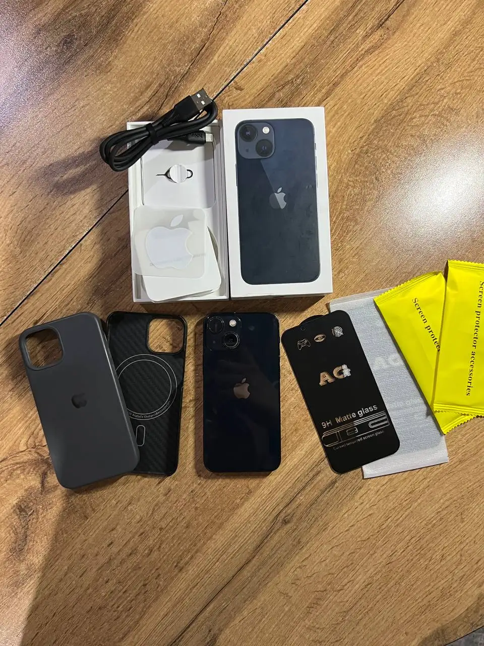 iPhone 13 mini 128гб черный - Смартфоны (Электроника) в Самара