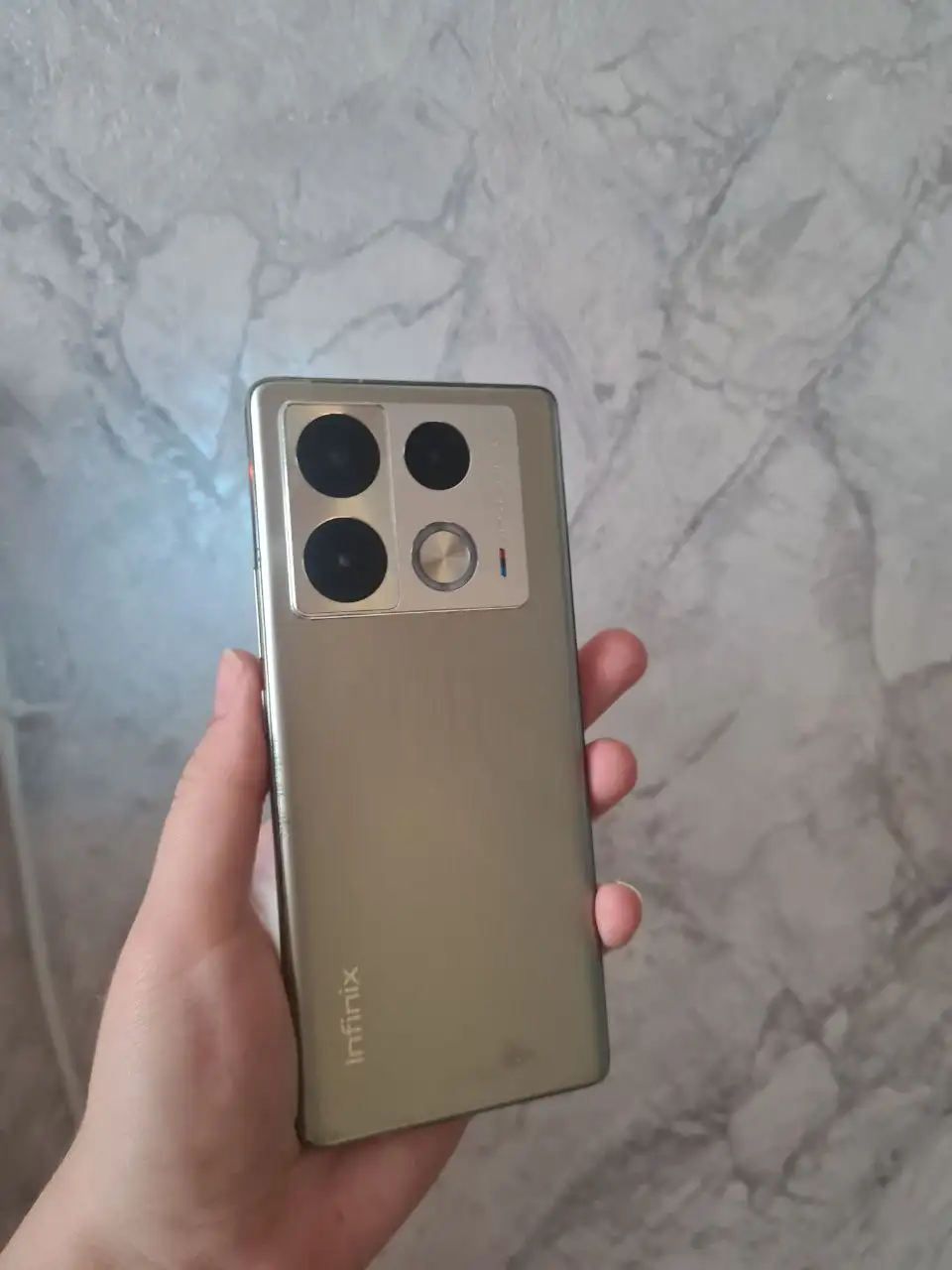 Infinix Note 40 Pro 12/256 - Смартфоны (Электроника) в Самара