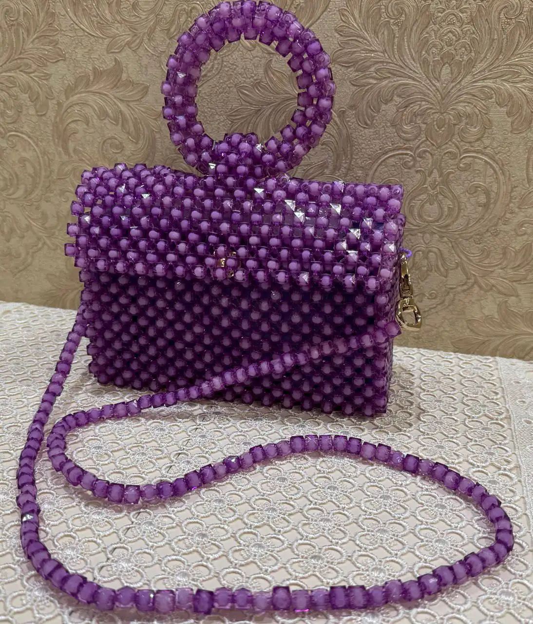 Рукодельная работа из бусин к 8 марта - Рукоделие (Барахолка) в Самара