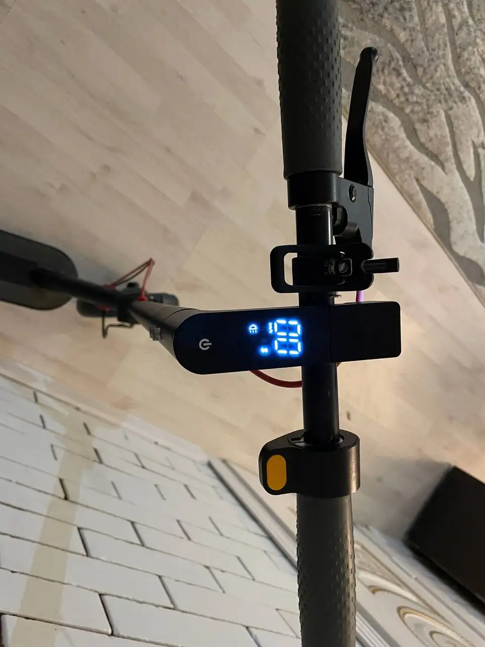 Продам электросамокат Xiaomi m 365 pro в идеальном состоянии - Электросамокаты (Электроника) в Самара