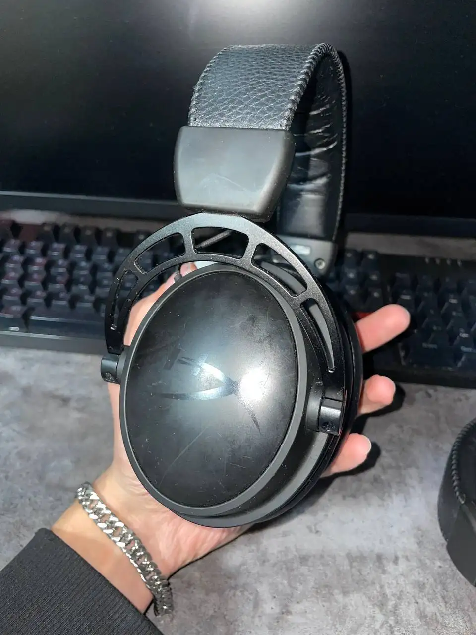 Продам iPhone 13 Pro Max и наушники HyperX Cloud Alpha S - Смартфоны и аксессуары (Электроника) в Самара