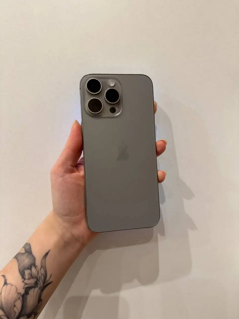 Продам iPhone 15 Pro Max 256GB с замененным дисплеем - Смартфоны (Электроника) в Самара