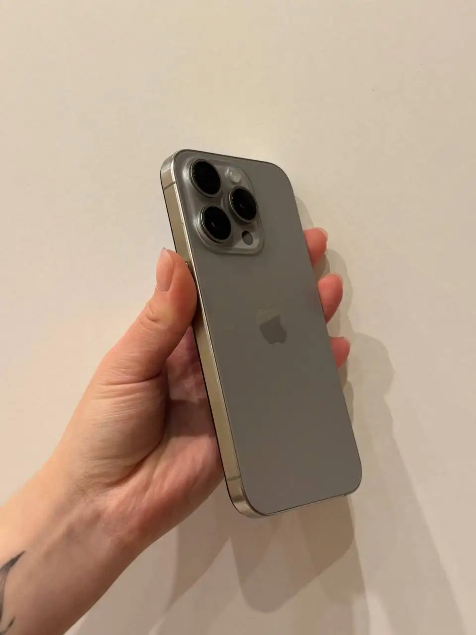 Продажа iPhone 15 Pro и iPhone 14 Pro Max - Смартфоны (Электроника) в Самара