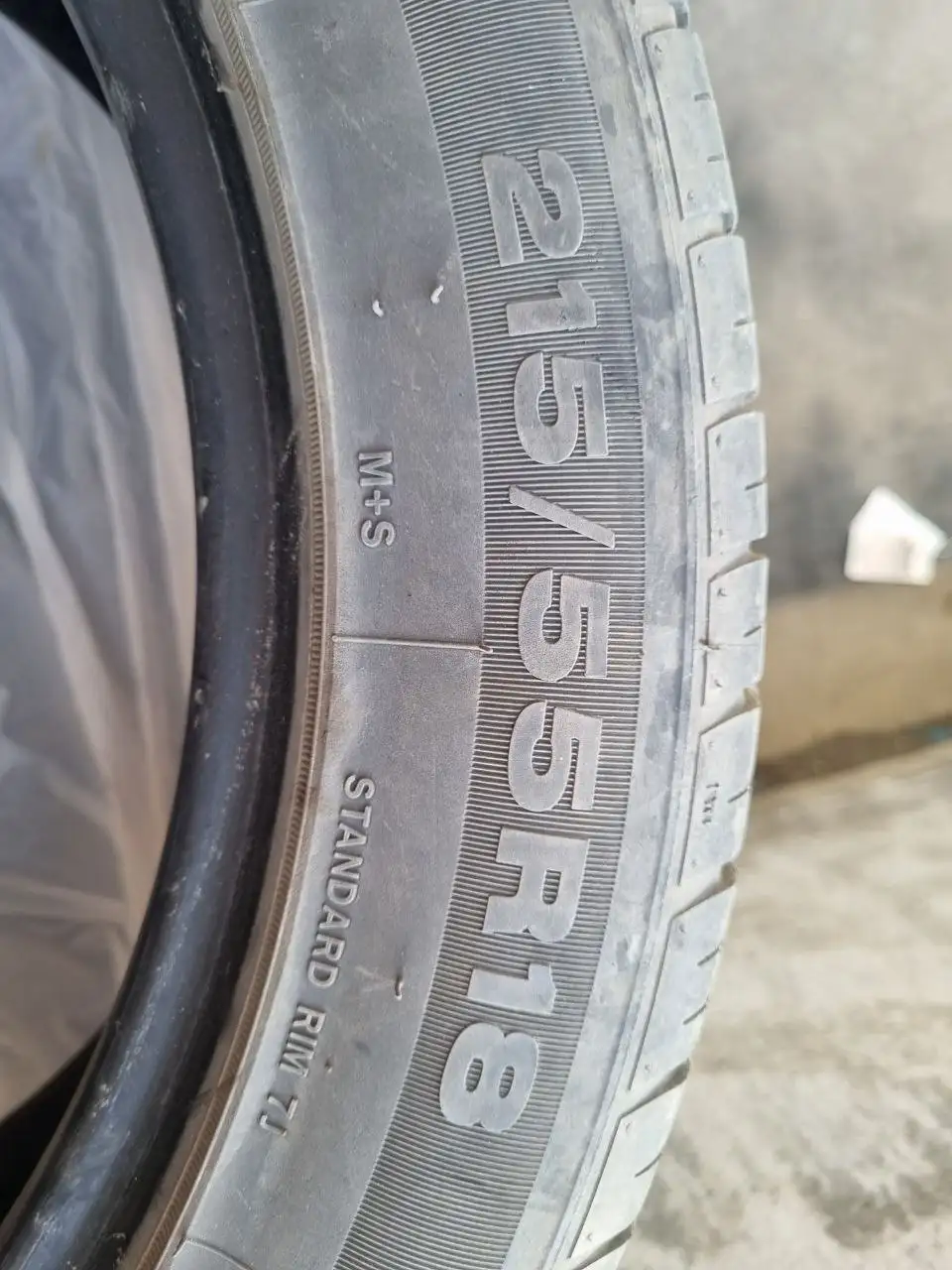 Продажа летней резины 215/55/18 с остатком протектора 4-5 мм - Шины и диски (Авто) в Самара