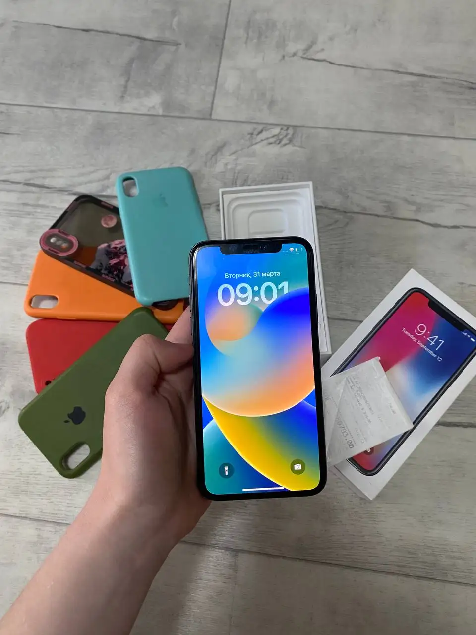 iPhone X 64 ГБ с защитным стеклом, АКБ 85% - Смартфоны (Электроника) в Самара