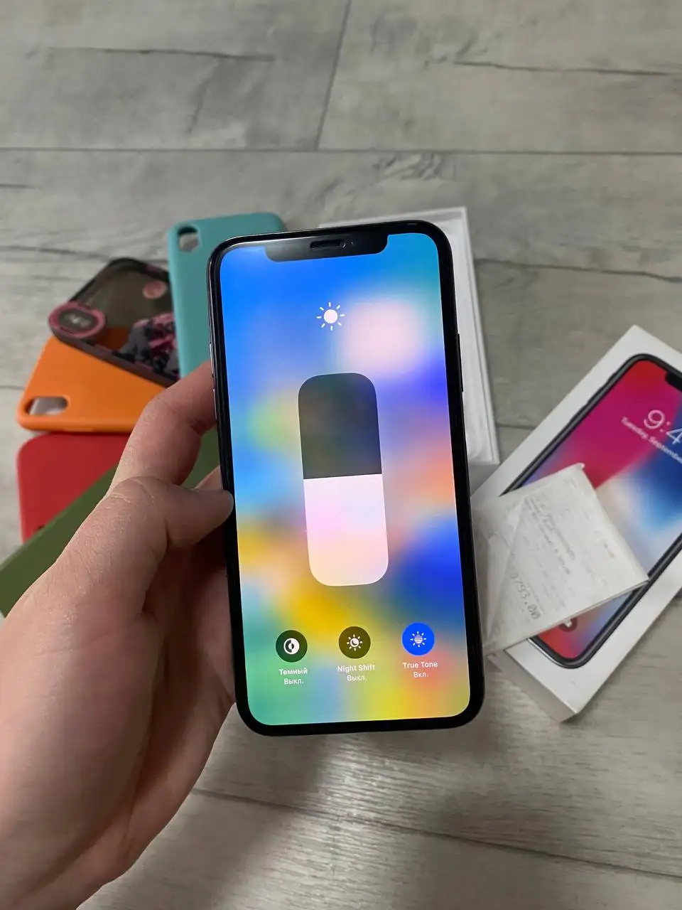 iPhone X 64 ГБ с защитным стеклом, АКБ 85% - Смартфоны (Электроника) в Самара