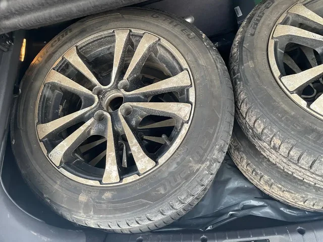 Продам комплект летней резины и литых дисков Laufenn 185/60r15 - частное объявление в Самара