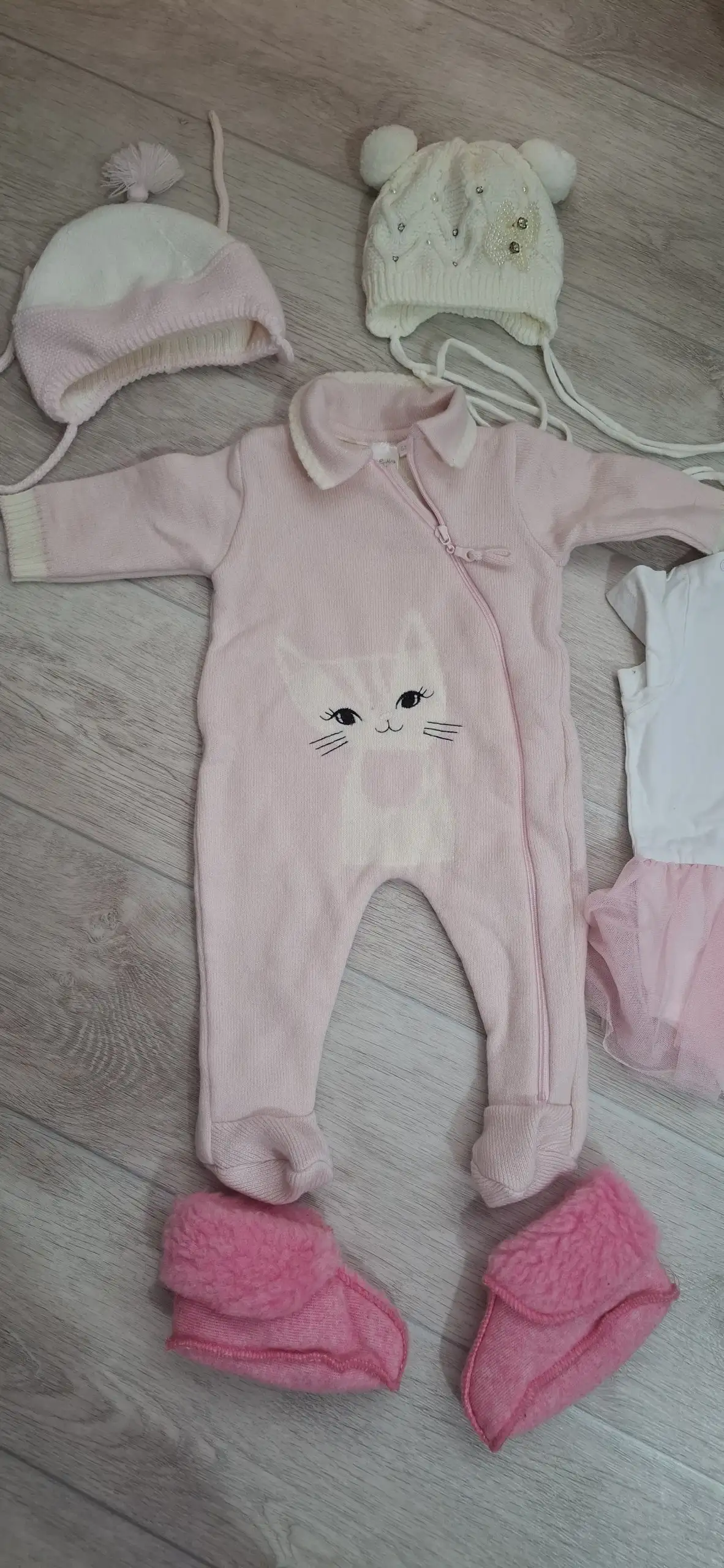 Продажа демисезонных комбинезонов и детской одежды для новорожденных - Одежда для новорожденных (Товары для детей) в Самара