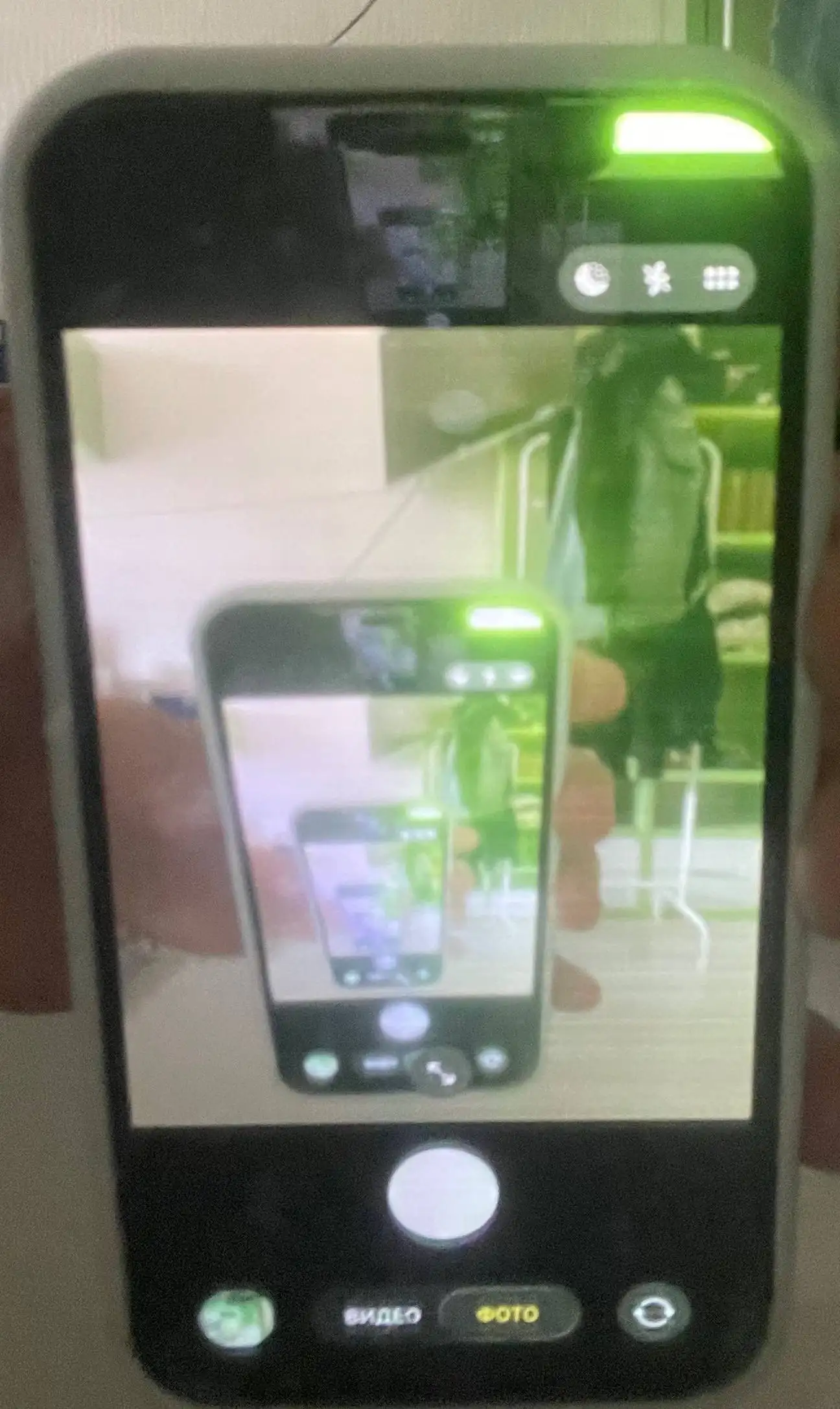 Продам iPhone 12 с повреждениями - Смартфоны (Электроника) в Самара