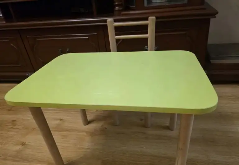 Детский столик и стульчик - Детская мебель (Барахолка) в Самара