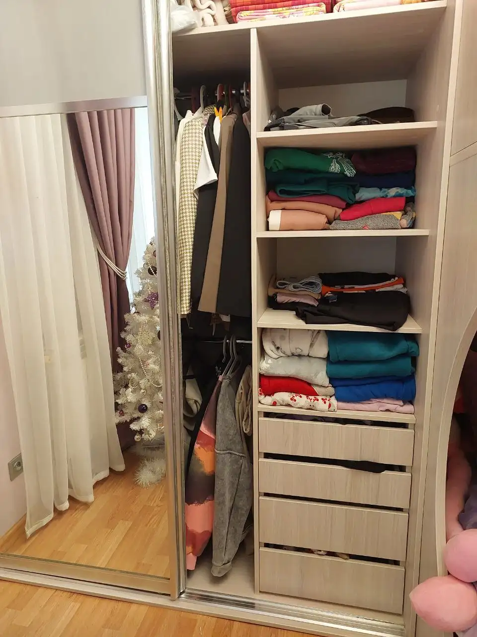 Шкаф купе зеркальный с лавандово-серыми вставками - Мебель (Для дома и дачи) в Гранный