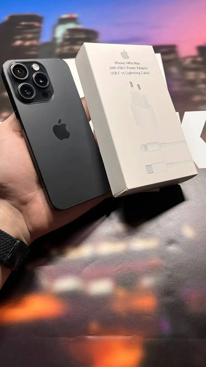 Продажа б/у смартфонов iPhone 15 Pro и Poco X6 Pro - Смартфоны (Электроника) в Бузулук