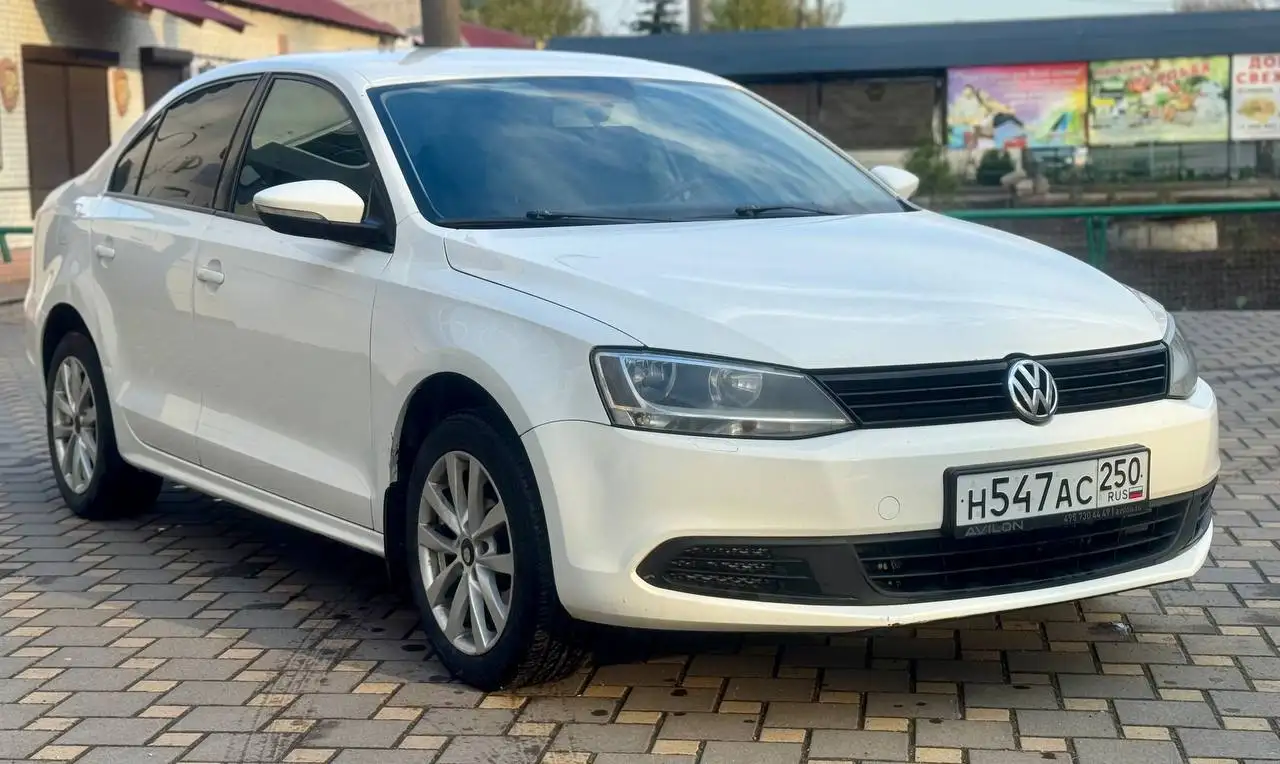 Volkswagen Jetta 2012 года - Легковые автомобили (Авто) в Михайловка