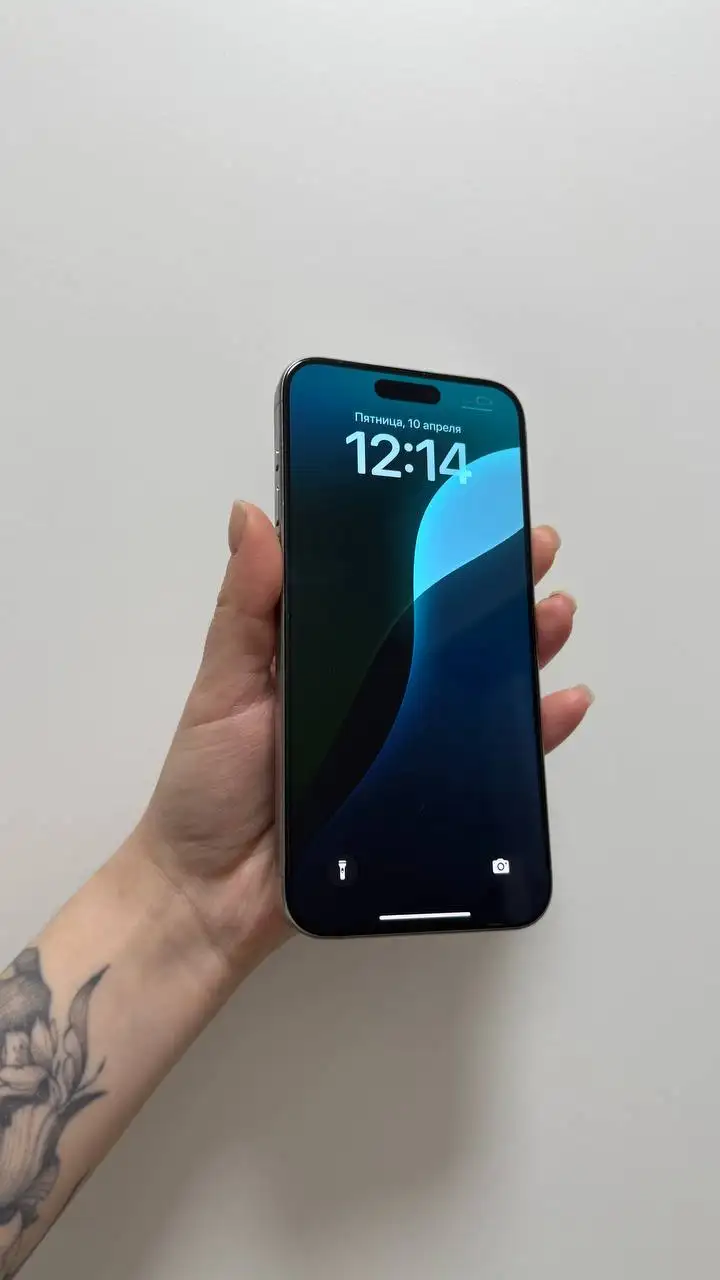 iPhone 15 Pro Max 256GB с заменённым дисплеем - Смартфоны и телефоны (Электроника) в Самара