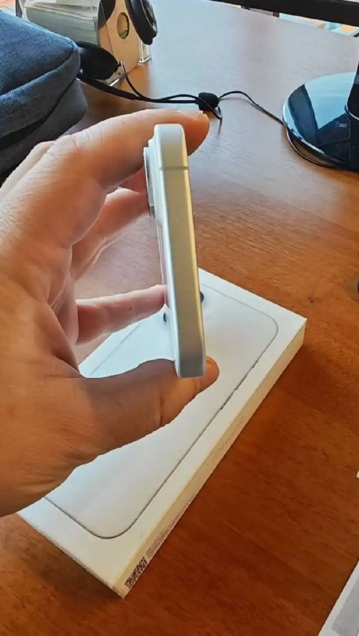 iPhone 16 в идеальном состоянии - Смартфоны (Электроника) в Самара