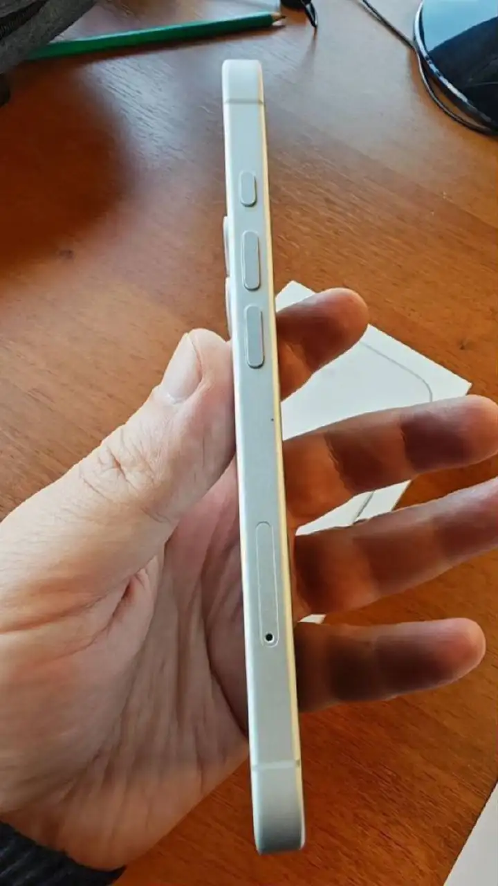 iPhone 16 в идеальном состоянии - Смартфоны (Электроника) в Самара