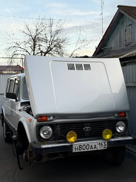 Продажа Лады Приоры 2011 года и Нивы 2010 года - Авто в Самара