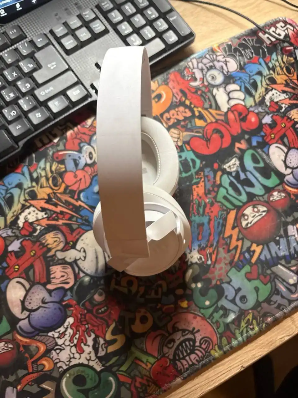 Наушники JBL 770NC в идеальном состоянии