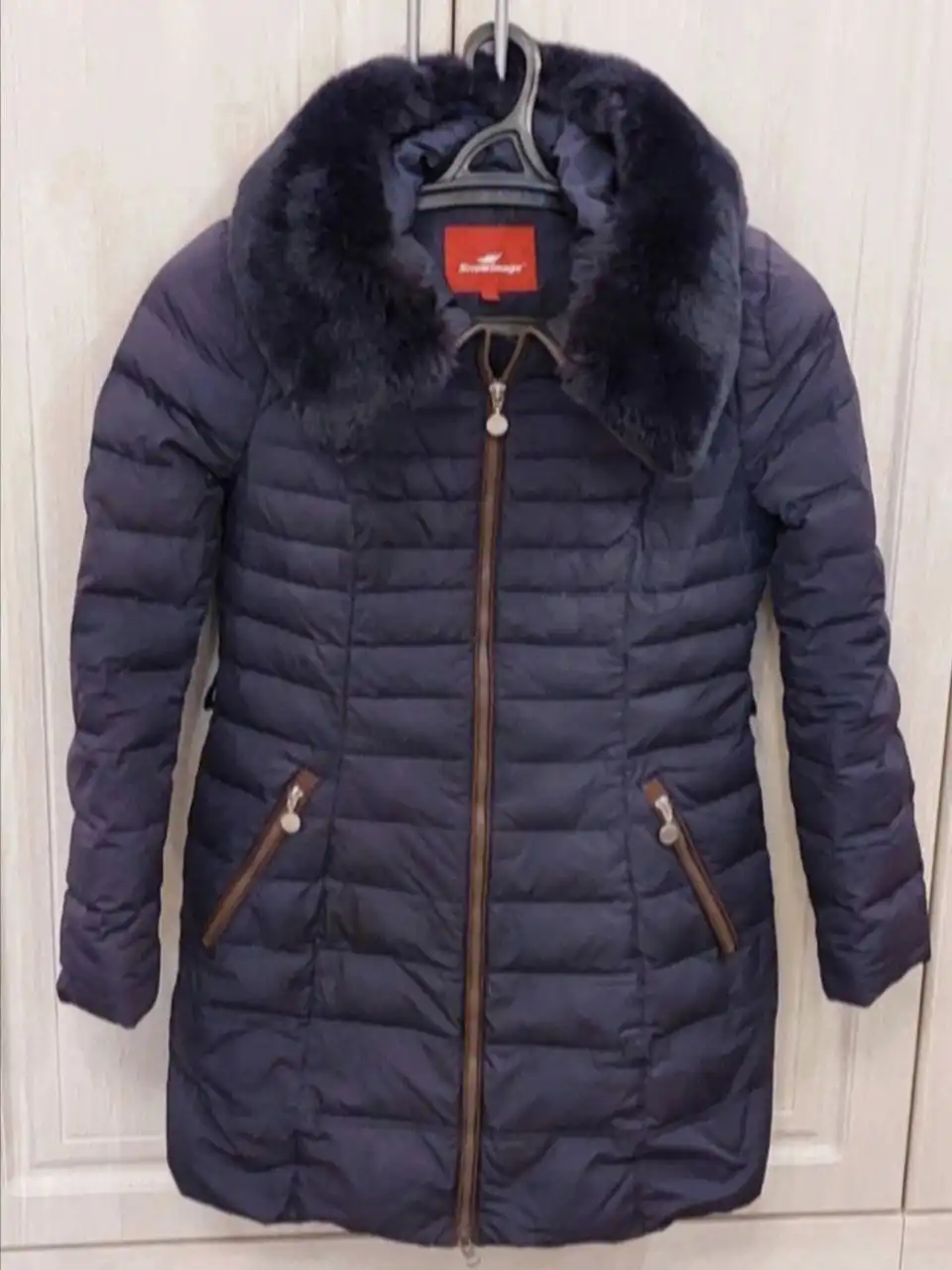 Продам женский пуховик Snowimage