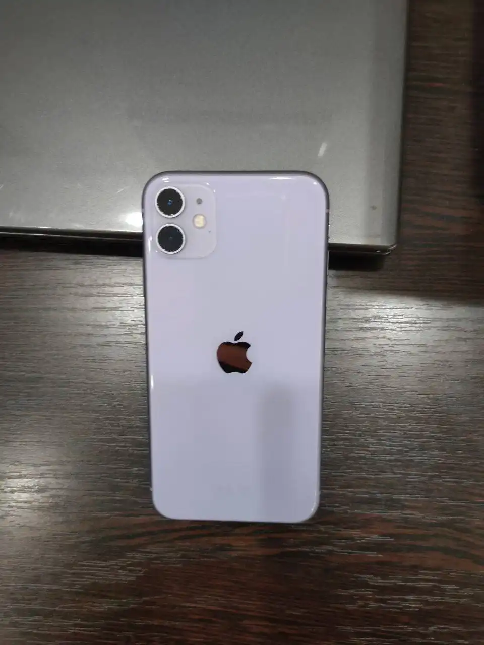 Продам iPhone 11 128 ГБ фиолетовый
