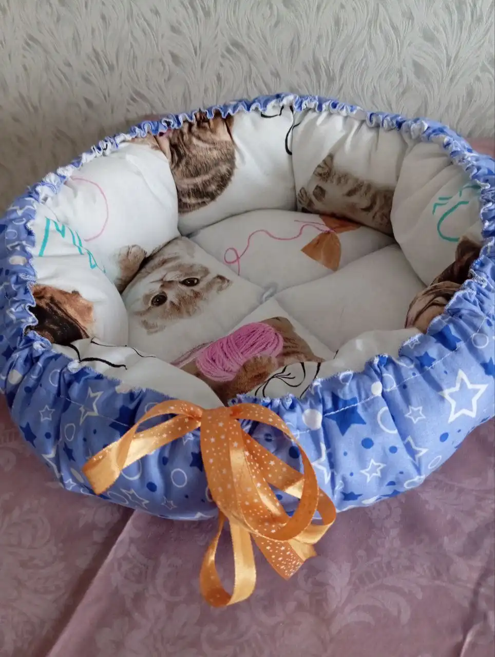 Лежанки для питомцев