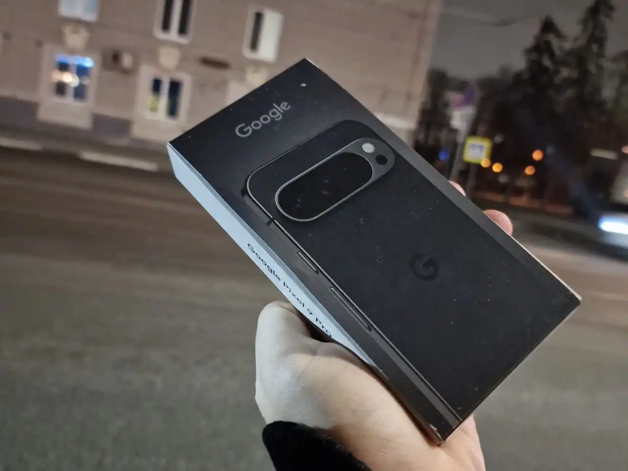 Продажа iPhone 16, iPhone 16 Pro Max и Pixel 9 Pro