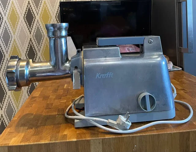 Продам профессиональную немецкую мясорубку Krefft - частное объявление в Самара