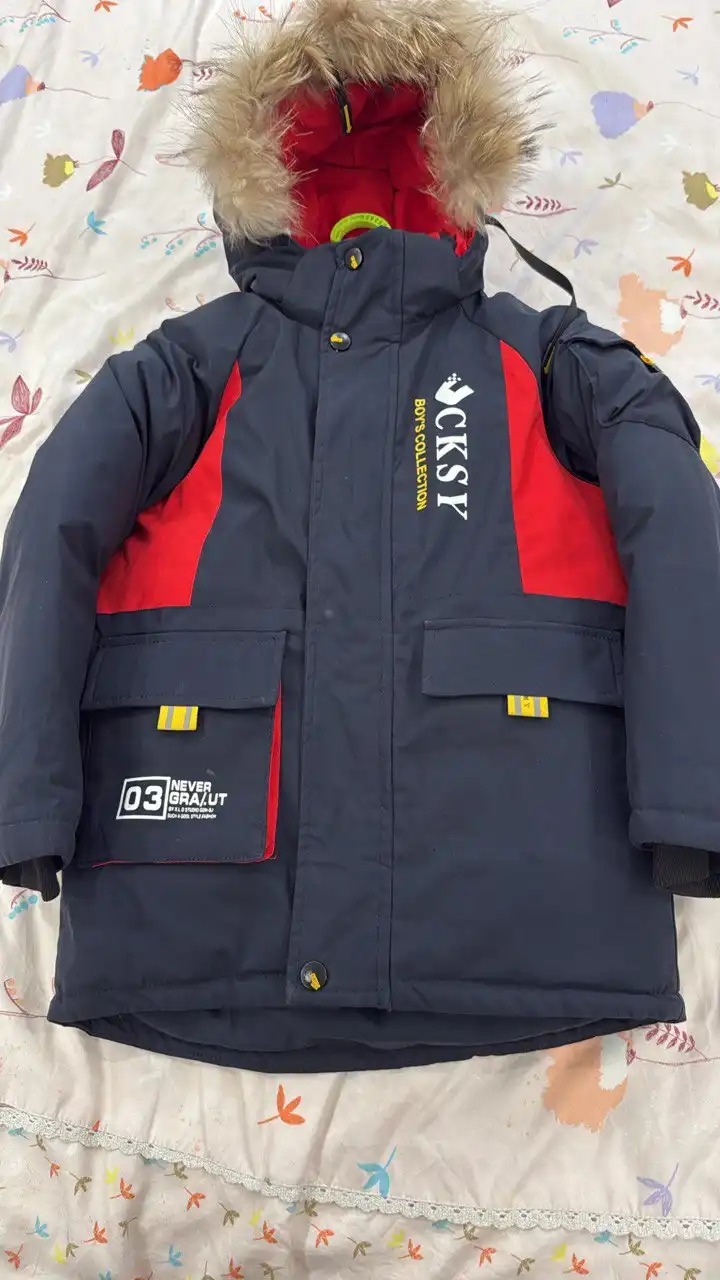 Продам зимнюю куртку размер 116