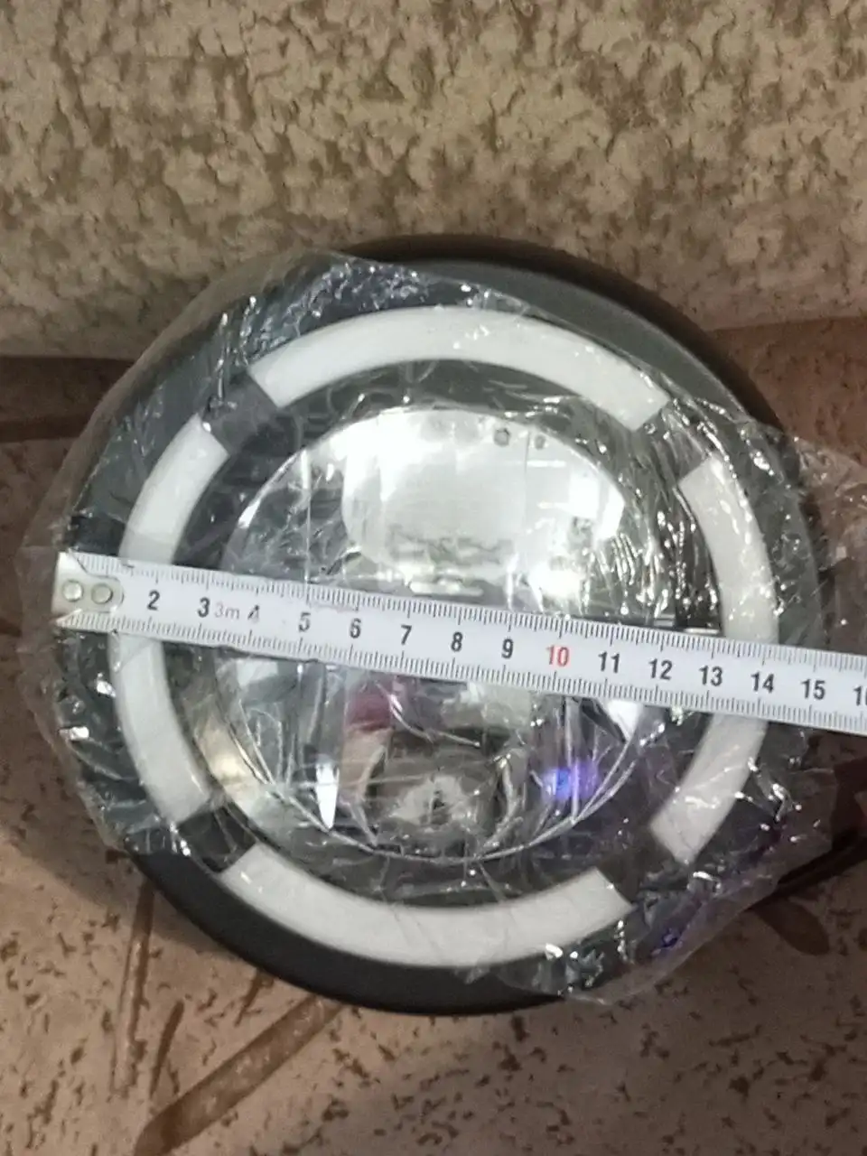 Продажа мотошлемов Dot и светодиодных фар для мотоцикла