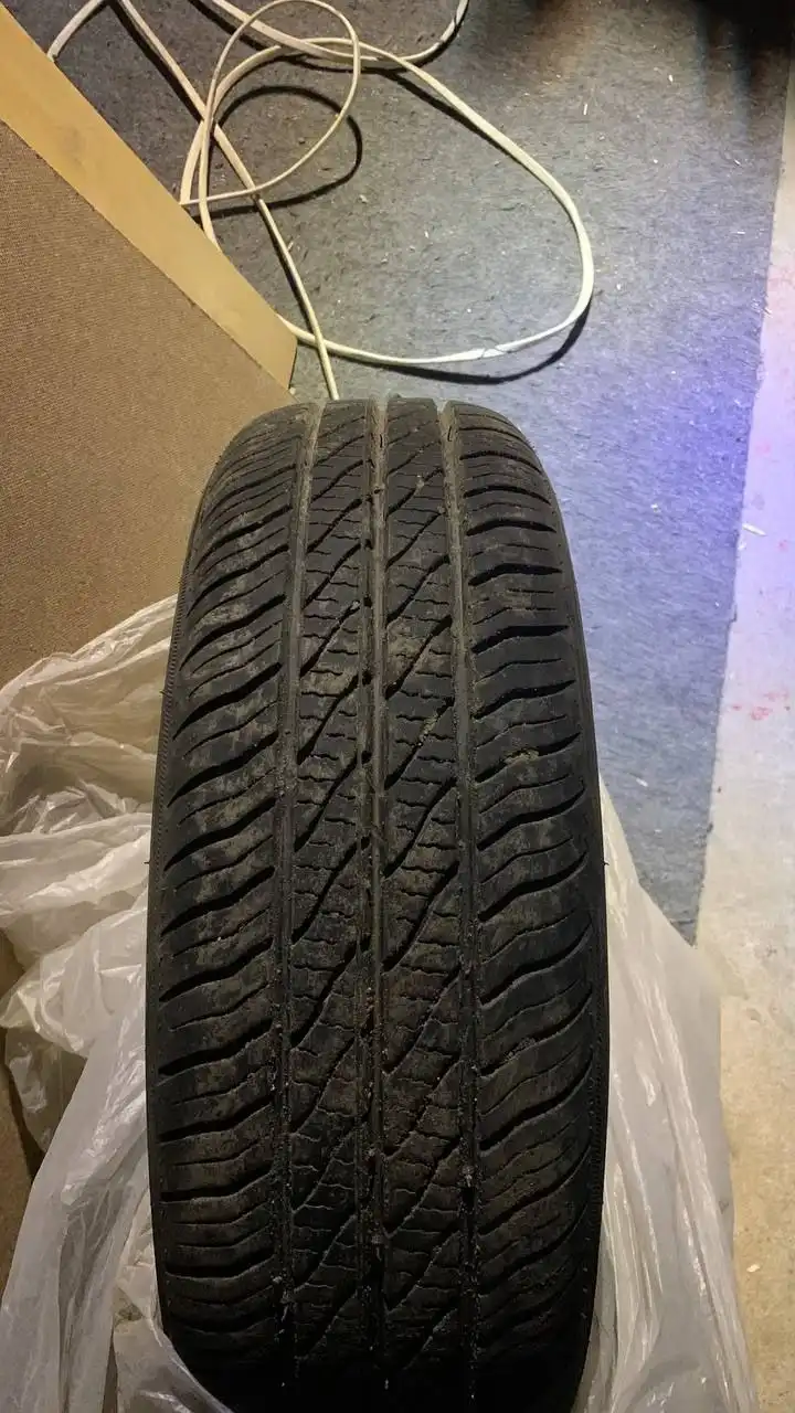 Летняя резина, отъездила 1 сезон