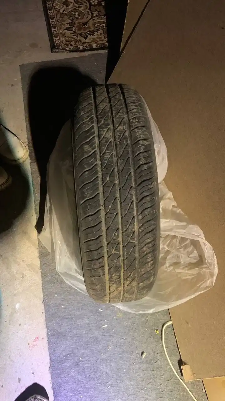 Летняя резина, отъездила 1 сезон