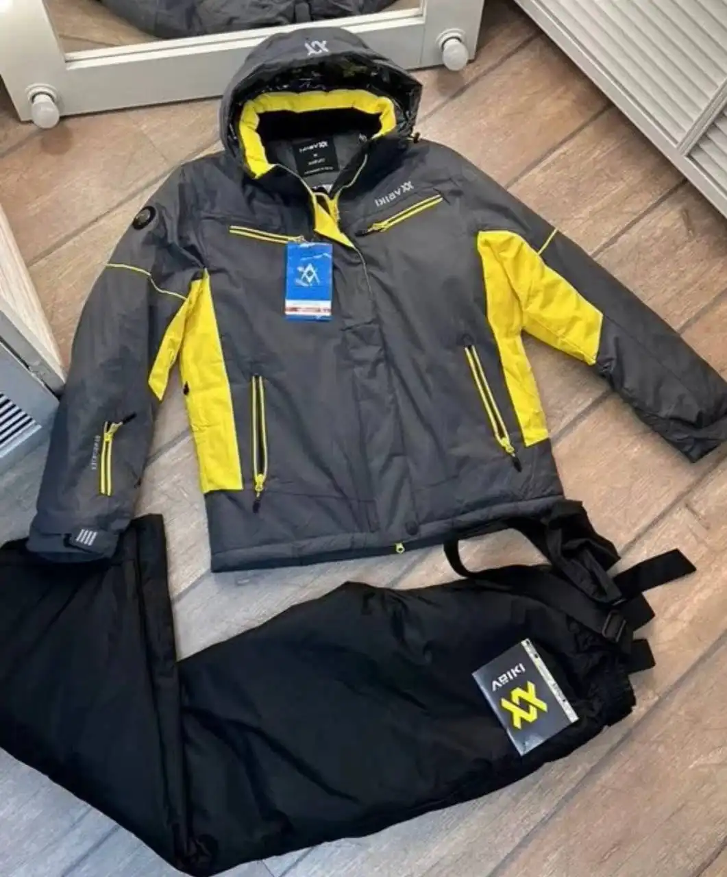 Новый мужской горнолыжный костюм VOLKL (Германия) размер М - Спортивная одежда (Одежда) в Самара