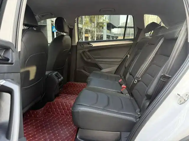 Volkswagen Tiguan 1.4 бензин 2019 г. в Самаре - Легковые автомобили (Авто) в Самара