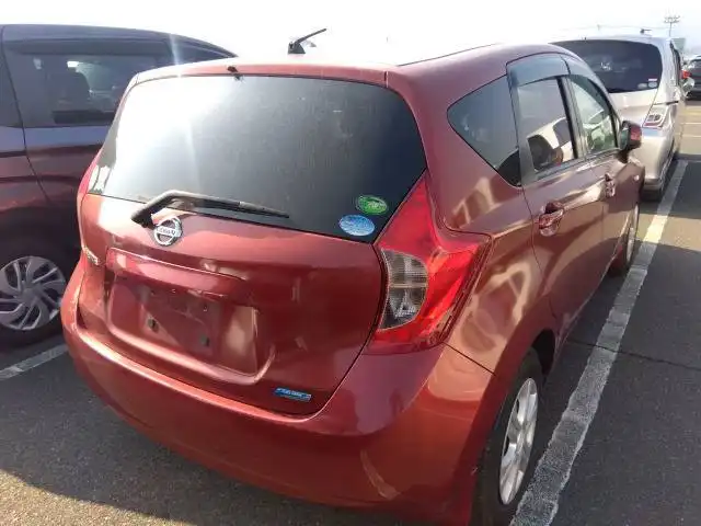 Продажа NISSAN NOTE E12 2014 года с пробегом 39 000 км - Авто в Владивосток