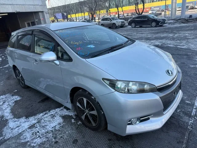 Автомобили с СВХ: Toyota Wish, Corolla, Honda Vezel - частное объявление в Krasnoyarsk