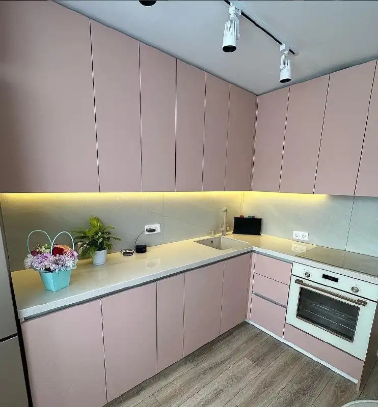 Изготовление кухонных гарнитуров и мебели на заказ