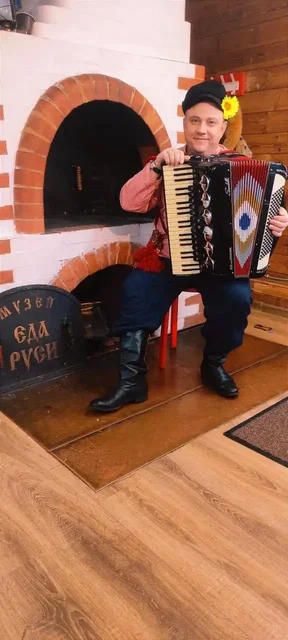 Услуги поющего аккордеониста и ведущего для праздников - частное объявление в Москва