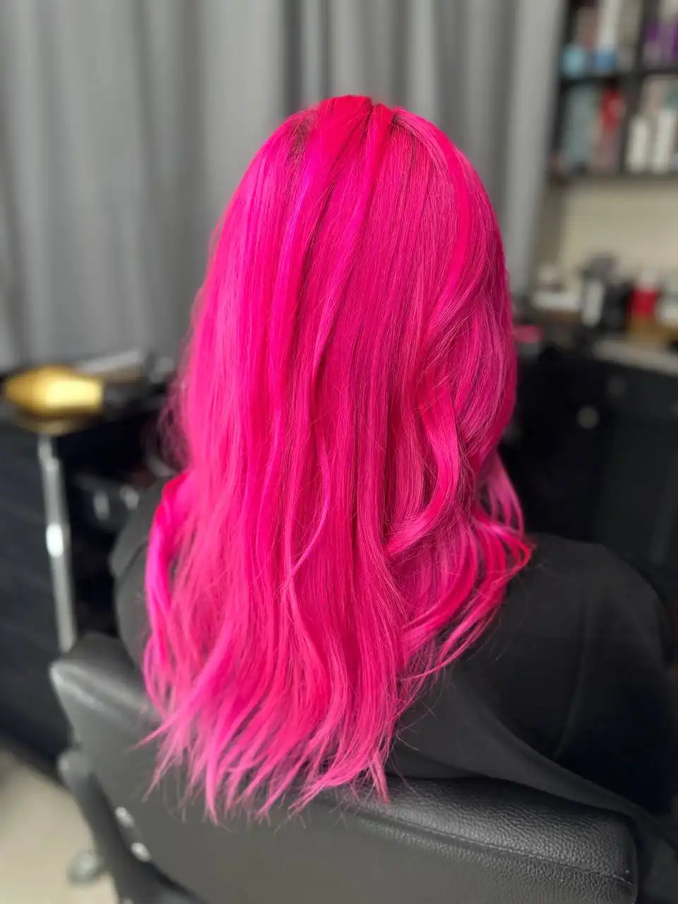 Услуги парикмахера-стилиста по окрашиванию и стрижке - Парикмахерские услуги (Услуги) в Москва