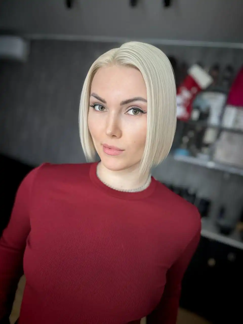 Услуги парикмахера-стилиста по окрашиванию и стрижке - Парикмахерские услуги (Услуги) в Москва