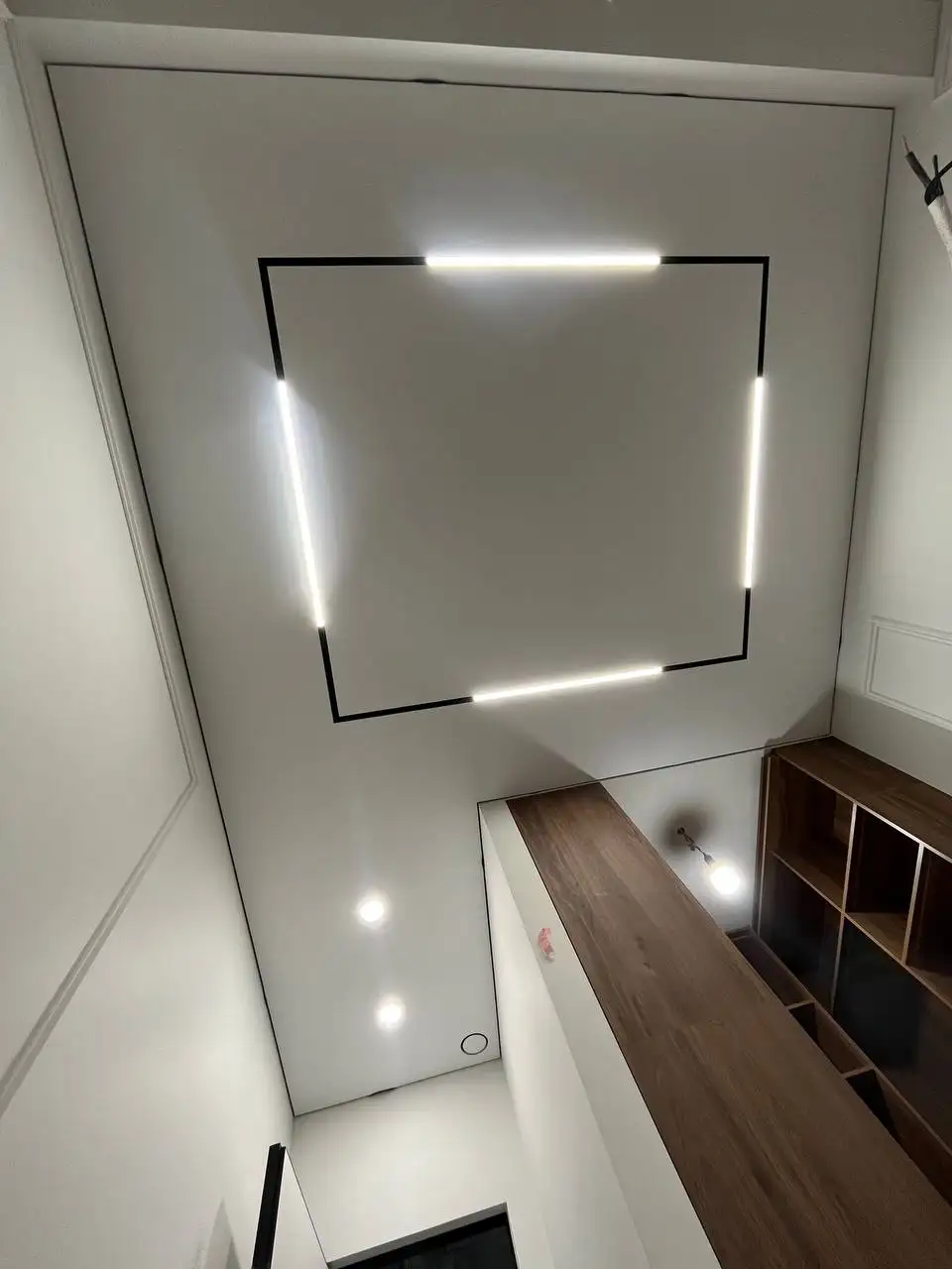 Услуги по установке натяжных потолков - Ремонт и отделка (Услуги) в Москва