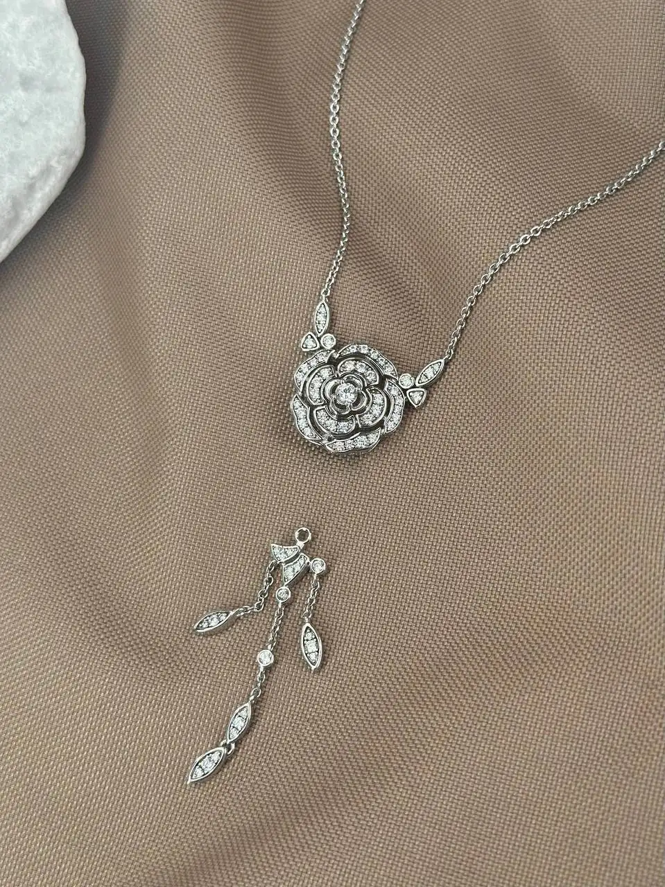 Скидка на украшения к 8 марта - Украшения (Одежда) в Москва