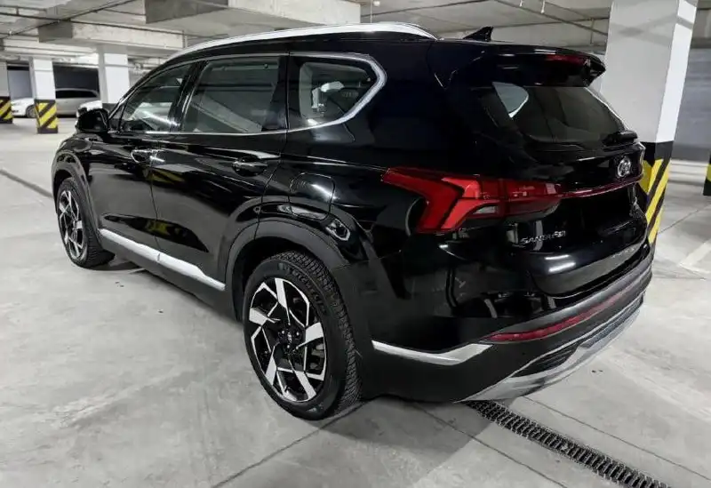 Продажа Hyundai Santa Fe 2021 года