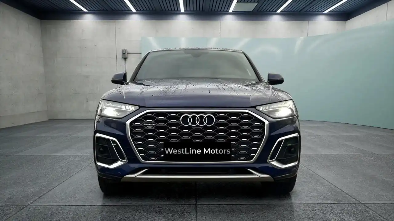 Продажа автомобиля Audi Q5 2023 года - Авто в Махачкала