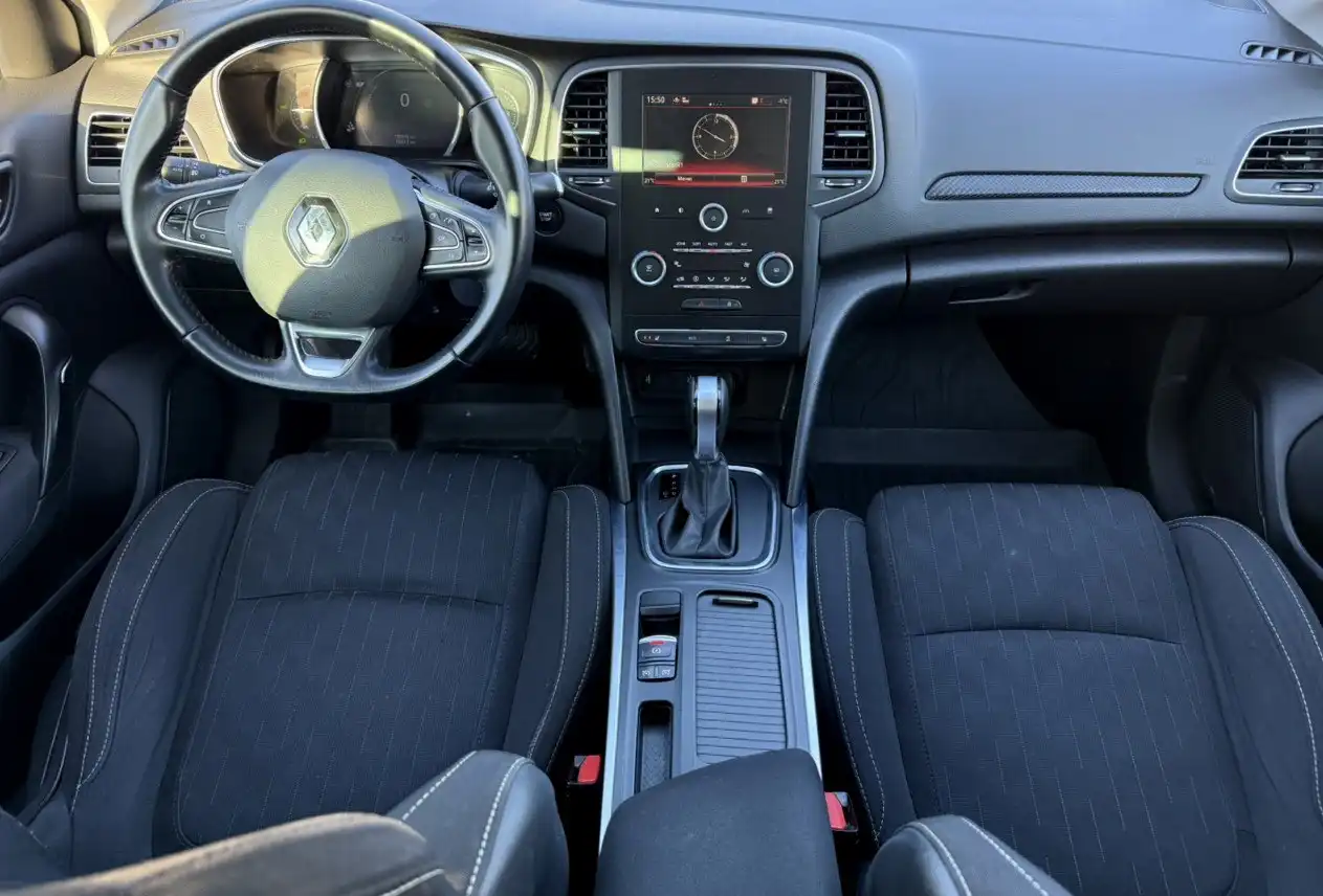 Renault Megane 2020 универсал в отличном состоянии - Легковые автомобили (Авто) в Махачкала